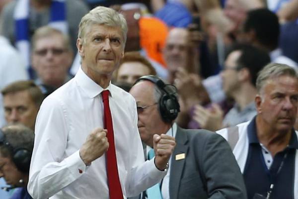 Arsène Wenger agrees new two-year deal at Arsenal