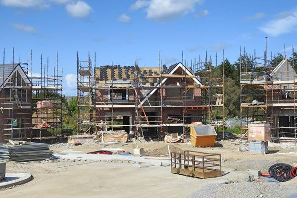 Construction activity contracts but housing output remains on upward curve