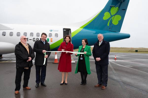 Emerald flies first Aer Lingus Regional route
