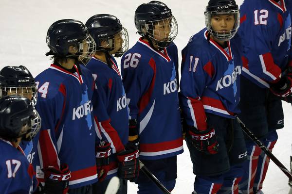 Joint Korean women’s hockey team take to ice
