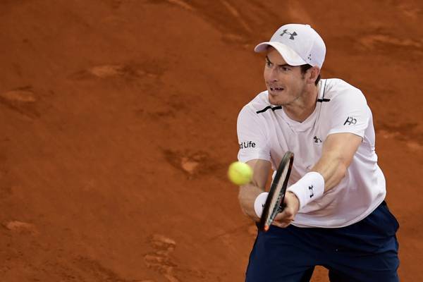 Andy Murray to swap his tennis racket for a games controller