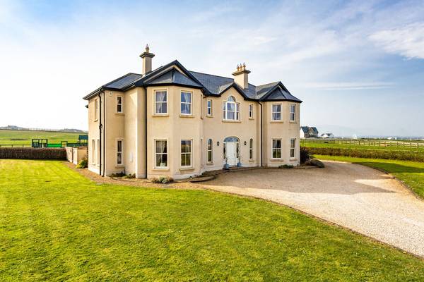 Donegal dragon’s luxury beach retreat hits all the right notes for €635k